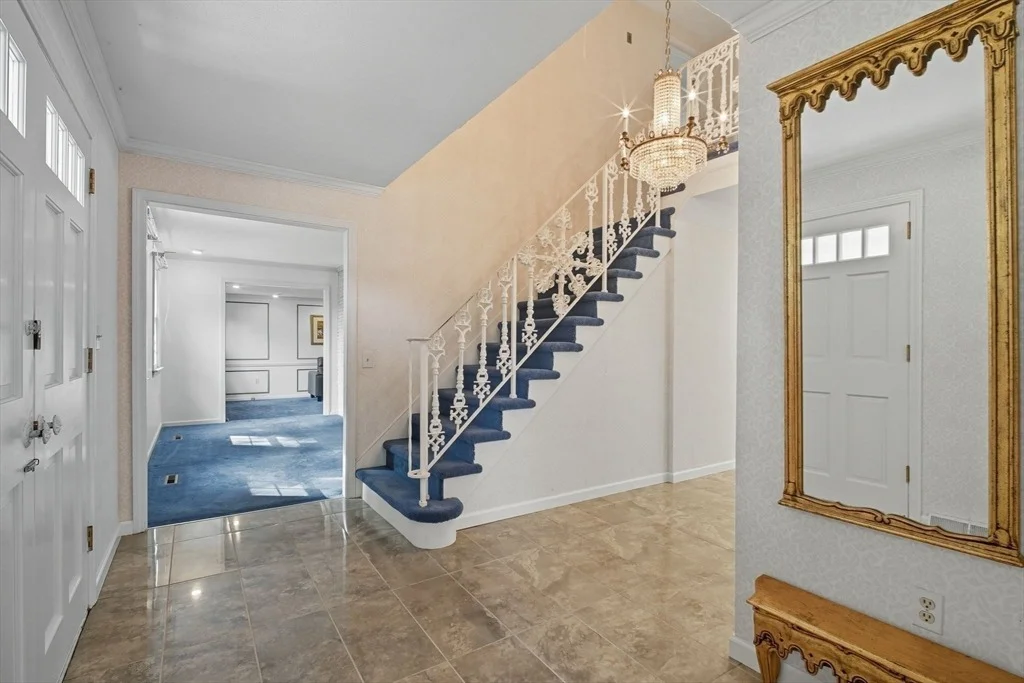 Photo of 120 Northfield Rd