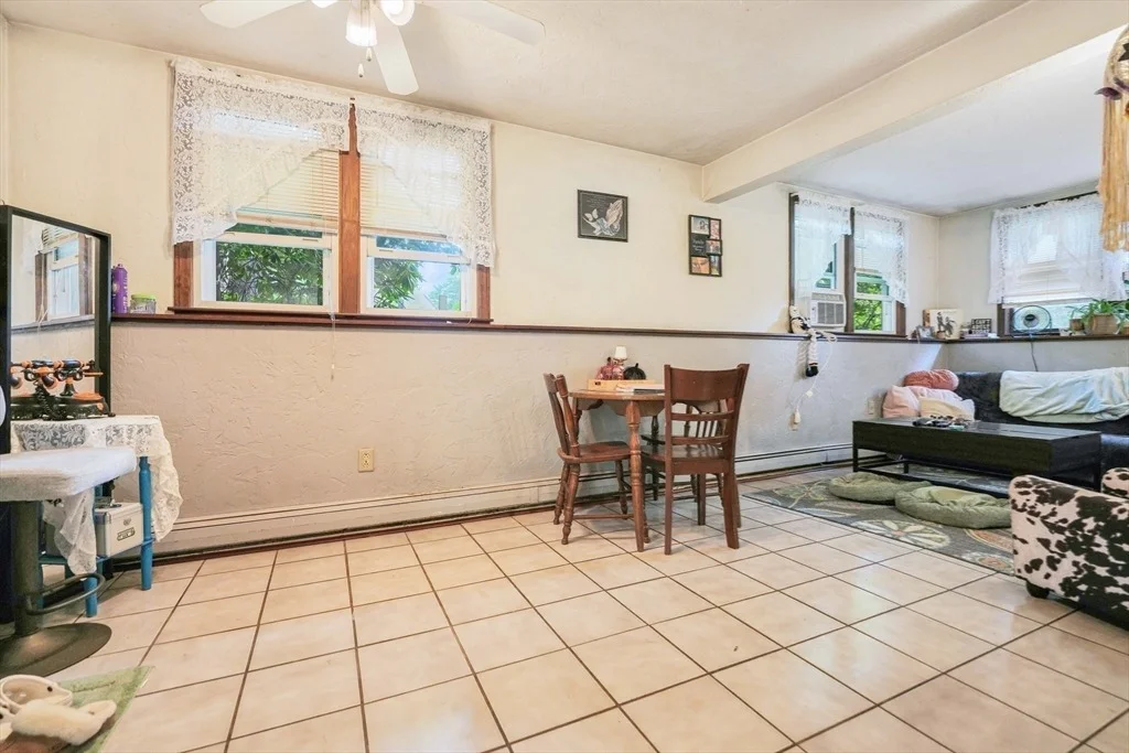 Photo of 21 Windsor Dr.