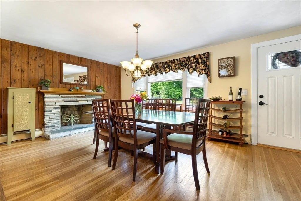 Photo of 37 Maple Street
