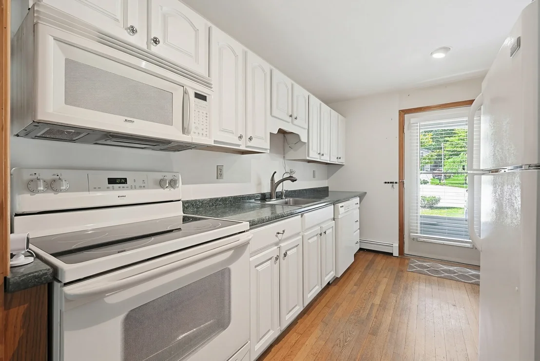 Photo of 14 Terra Ln