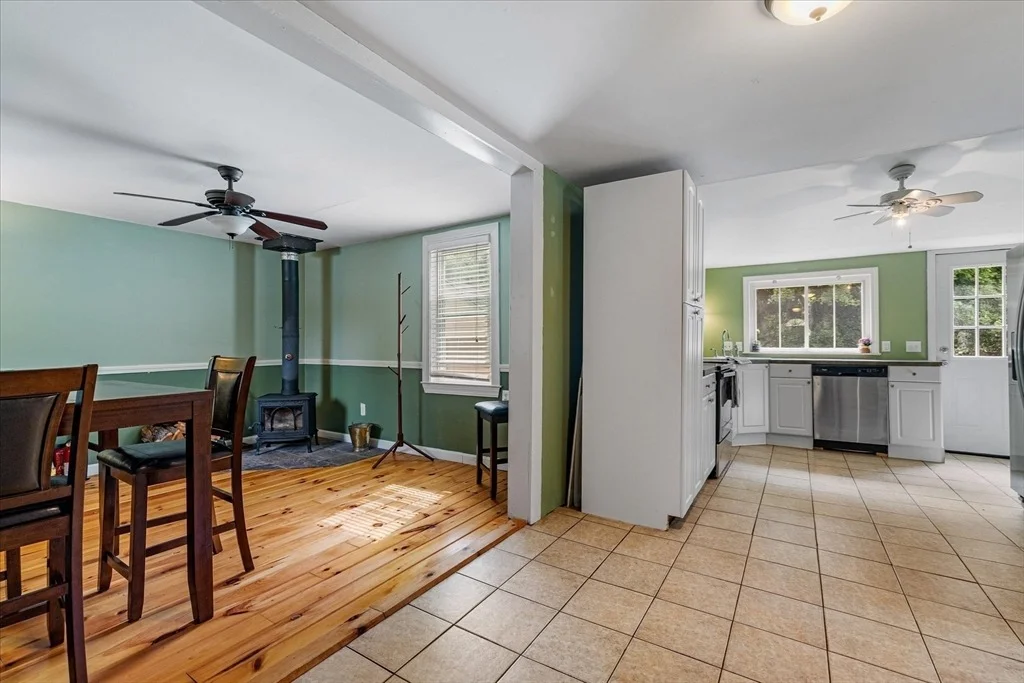 Photo of 92 Oak Ave