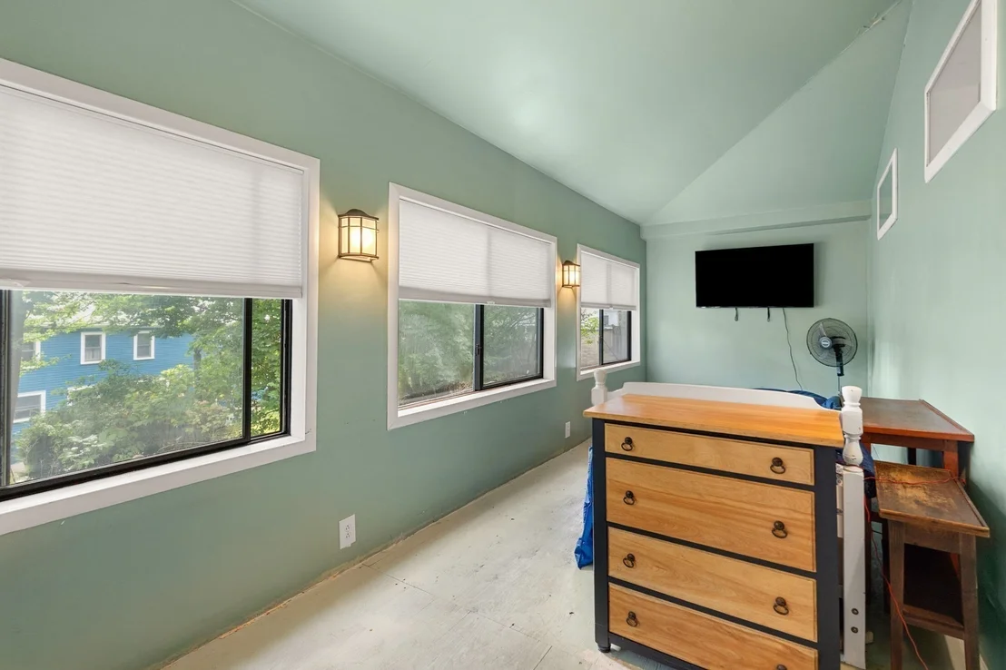 Photo of 360 Nahant Road
