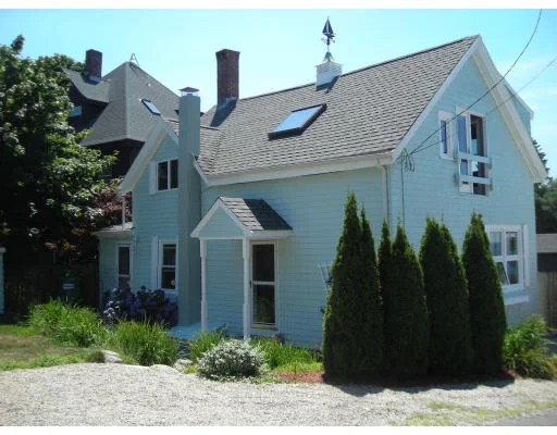 Photo of 14 Oakes Ave