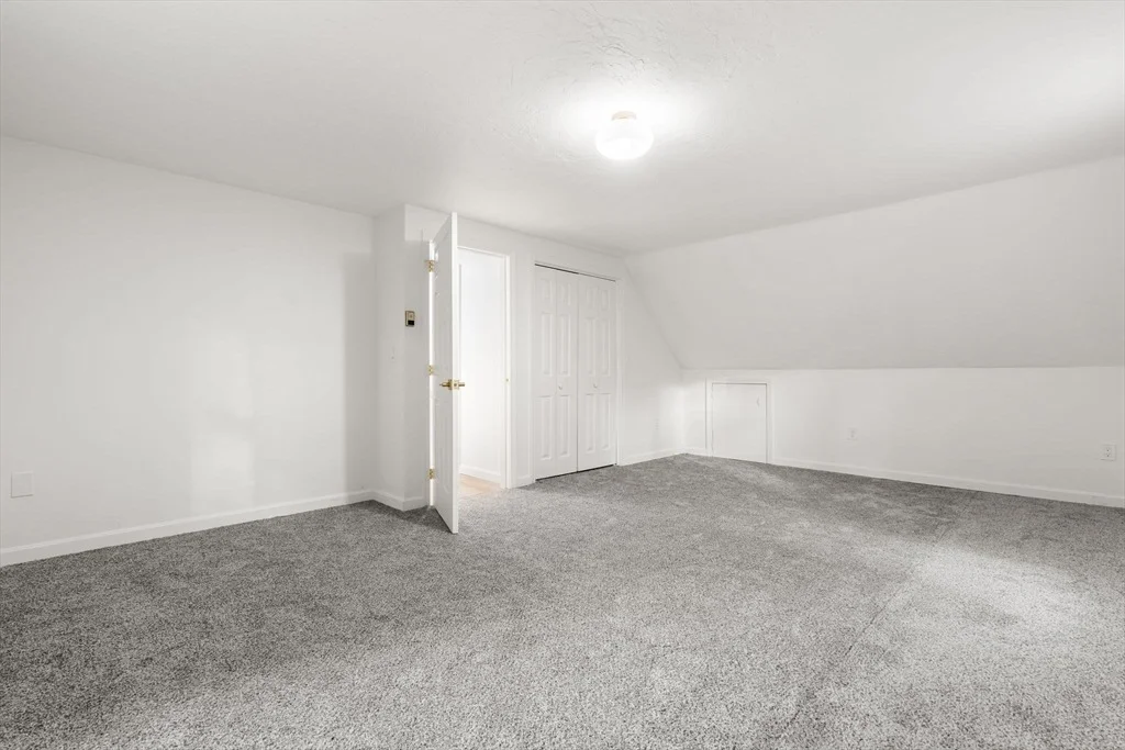 Photo of 34 Saddleback Rd