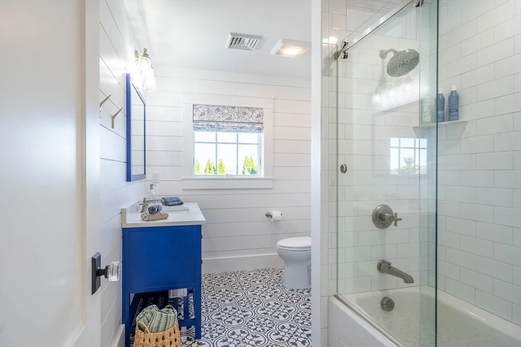 Photo of 61 Chickering Road