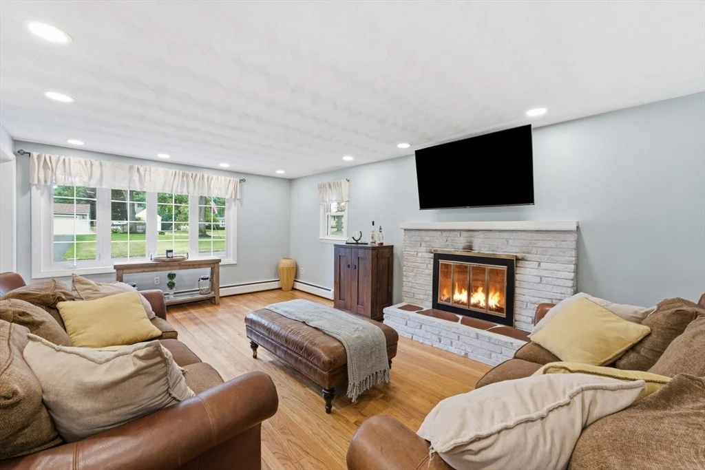 Photo of 28 Intervale Rd