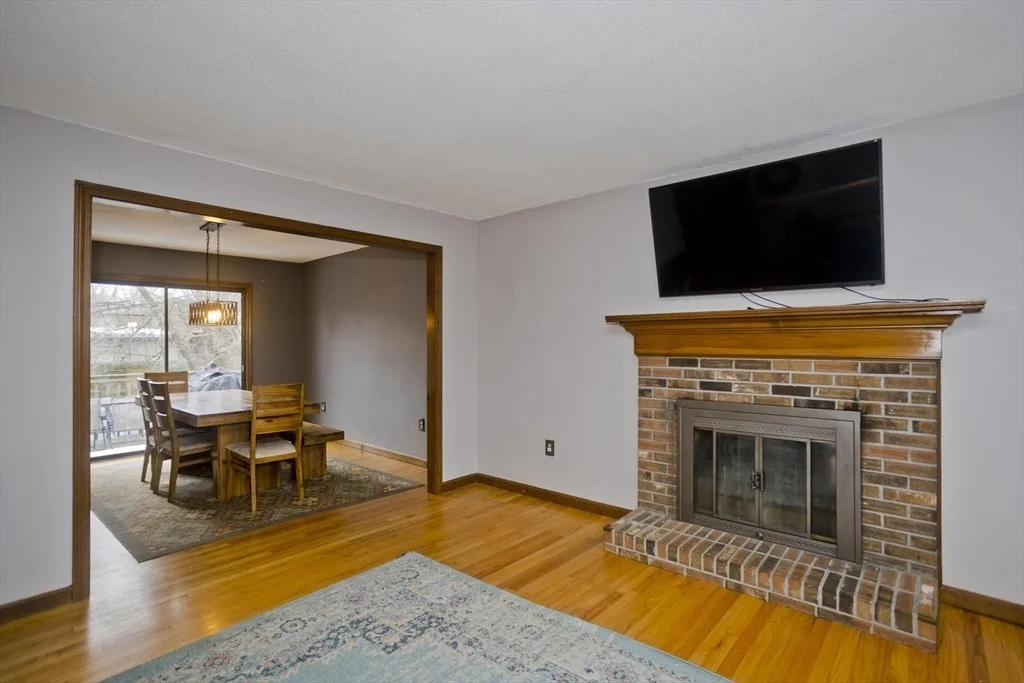 Photo of 11 Claren Dr