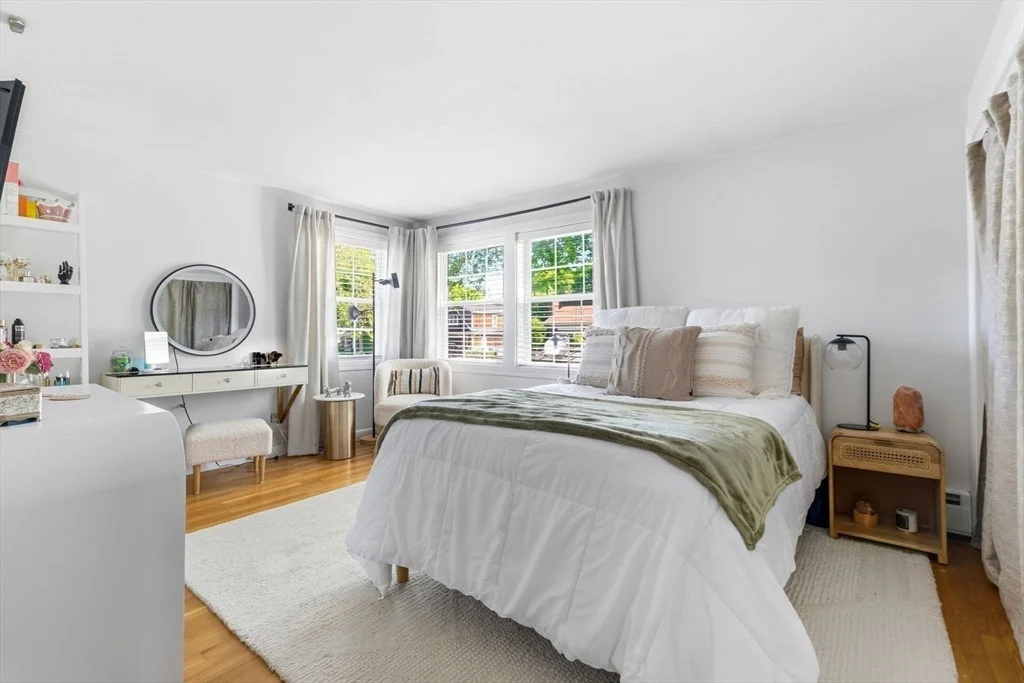 Photo of 75 Perry Avenue