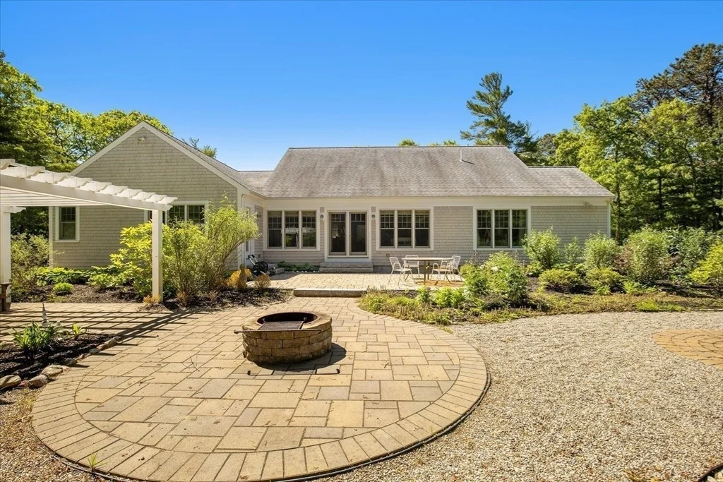 Photo of 236 Pine Ridge Road
