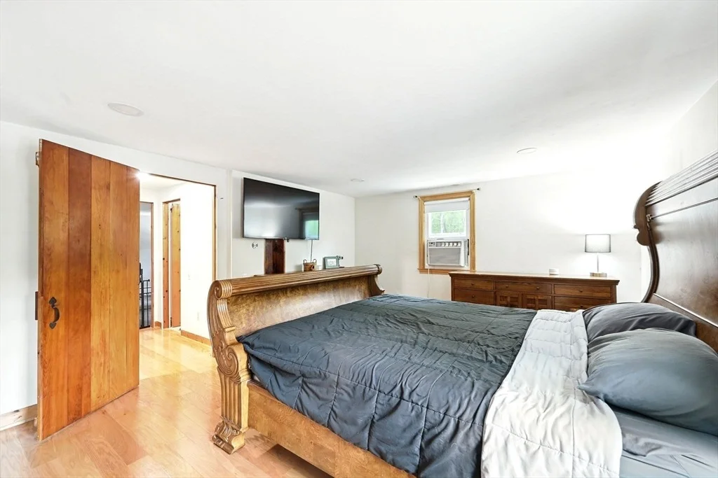 Photo of 77 Marblehead Street