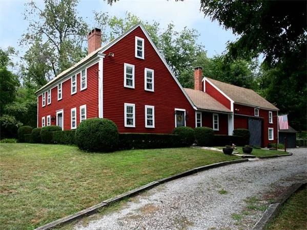Photo of 239 South Row Road