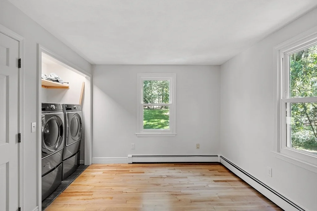 Photo of 6 Candida Ln