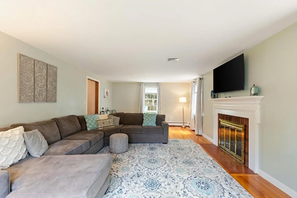 Photo of 159 Mckay St
