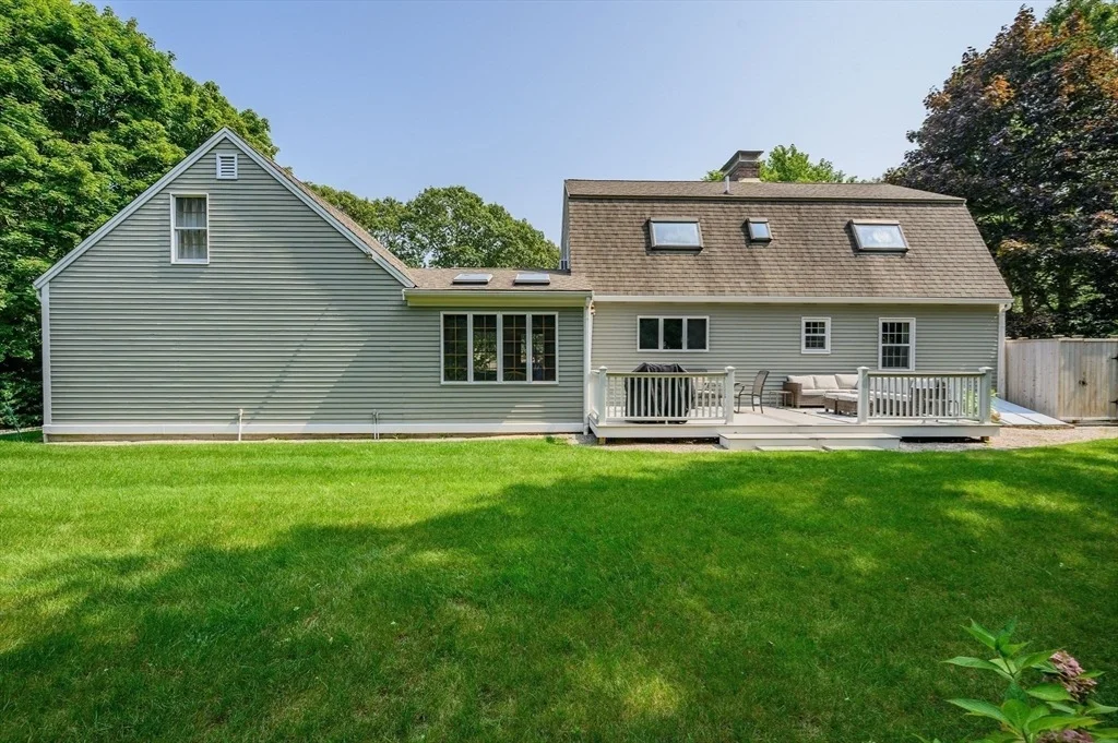 Photo of 17 Cedar Point Cir