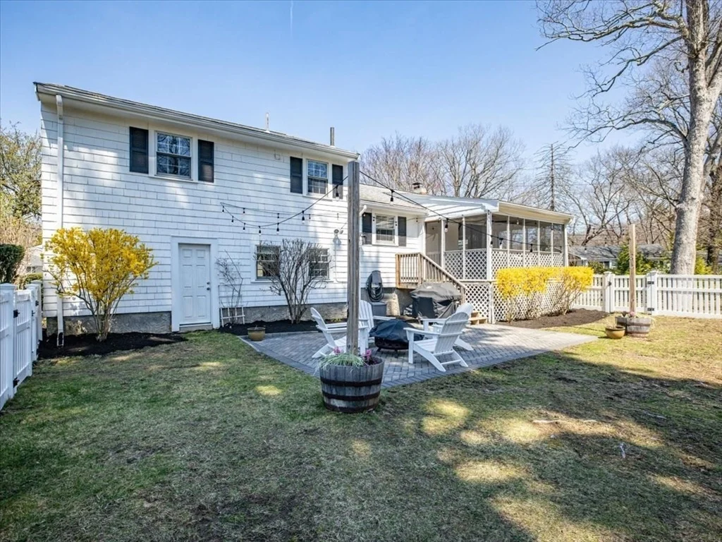 Photo of 137 Robert Rd