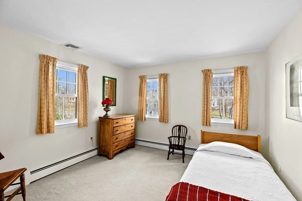Photo of 12 Andrew Isle Rd