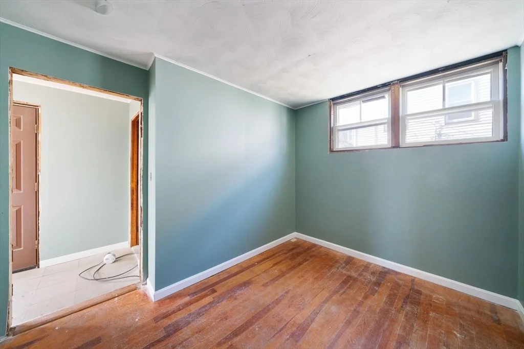 Photo of 482 Snell St