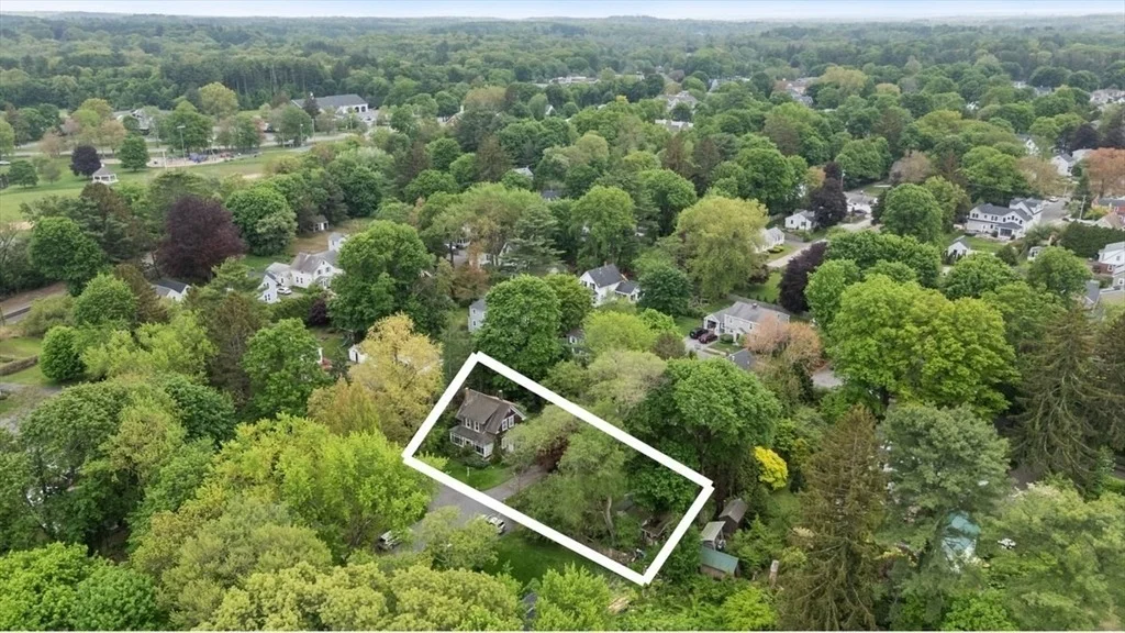Photo of 42 Maple Street