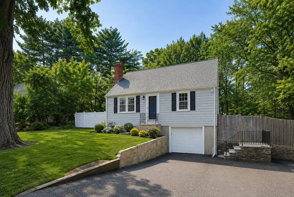 Photo of 50 Rustic Rd