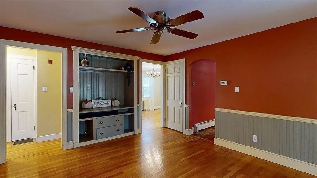 Photo of 14 Housatonic St