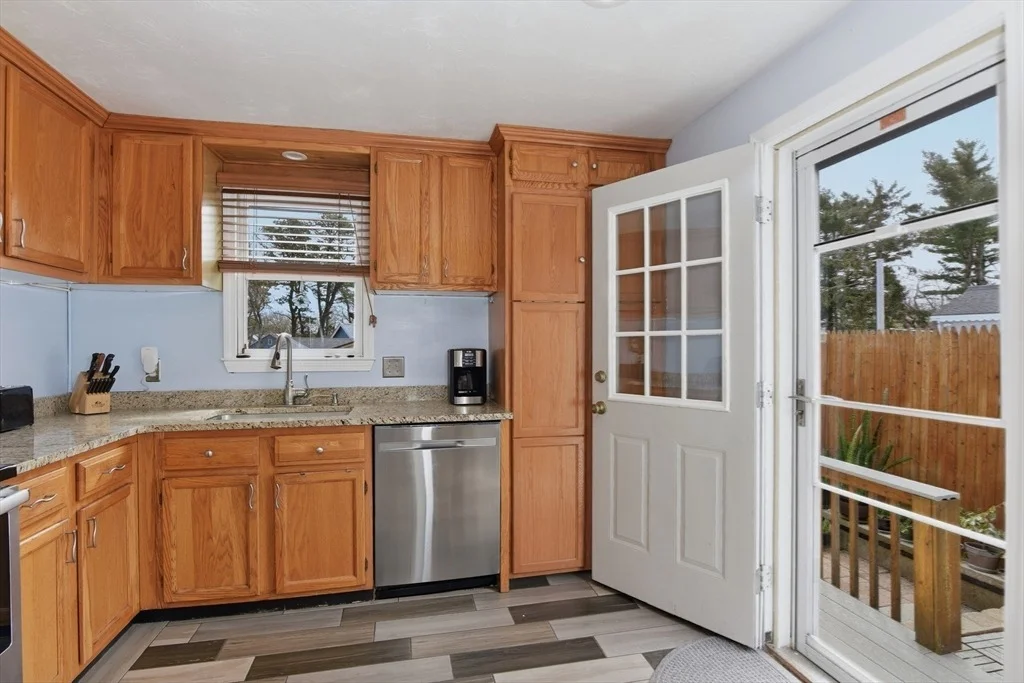 Photo of 91 Cohasset Rd