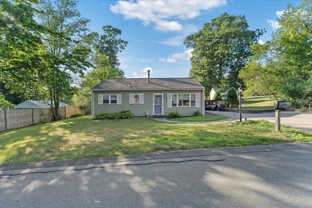 Photo of 18 Evergreen Rd