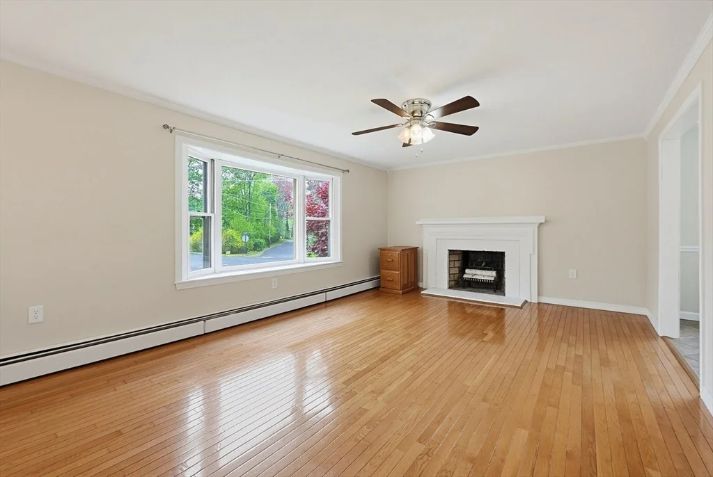 Photo of 10 Charles River Rd