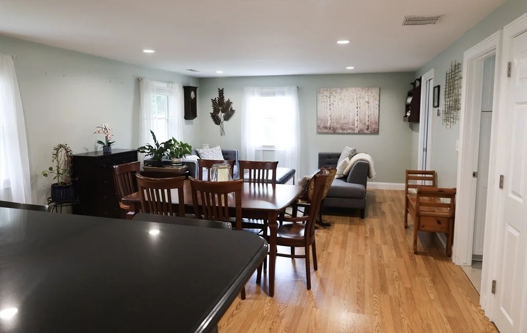 Photo of 129 Burley St