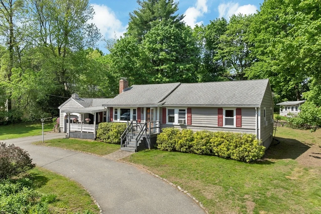 Photo of 394 Pearl St
