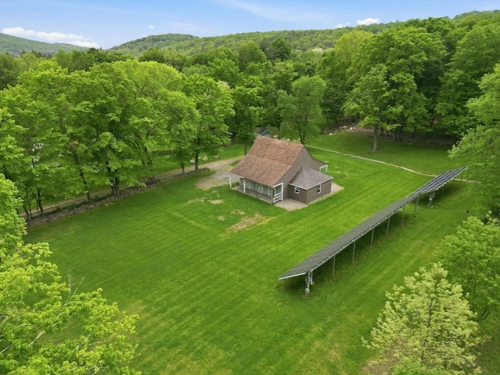Photo of 95 Mountain Road