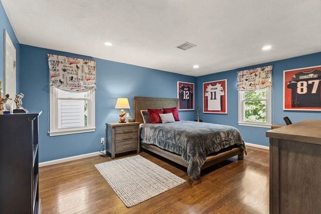 Photo of 24 Queens Cir