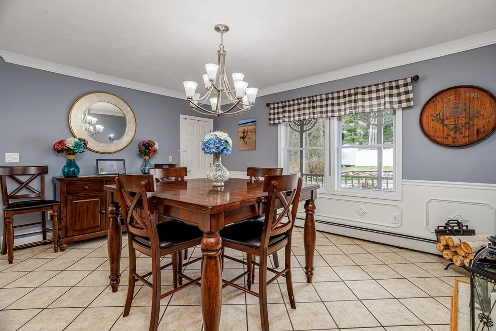 Photo of 12 Cole Farm Rd