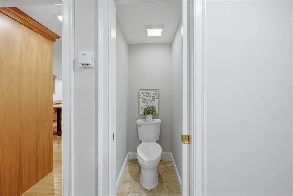 Photo of 8 Brackett Ave