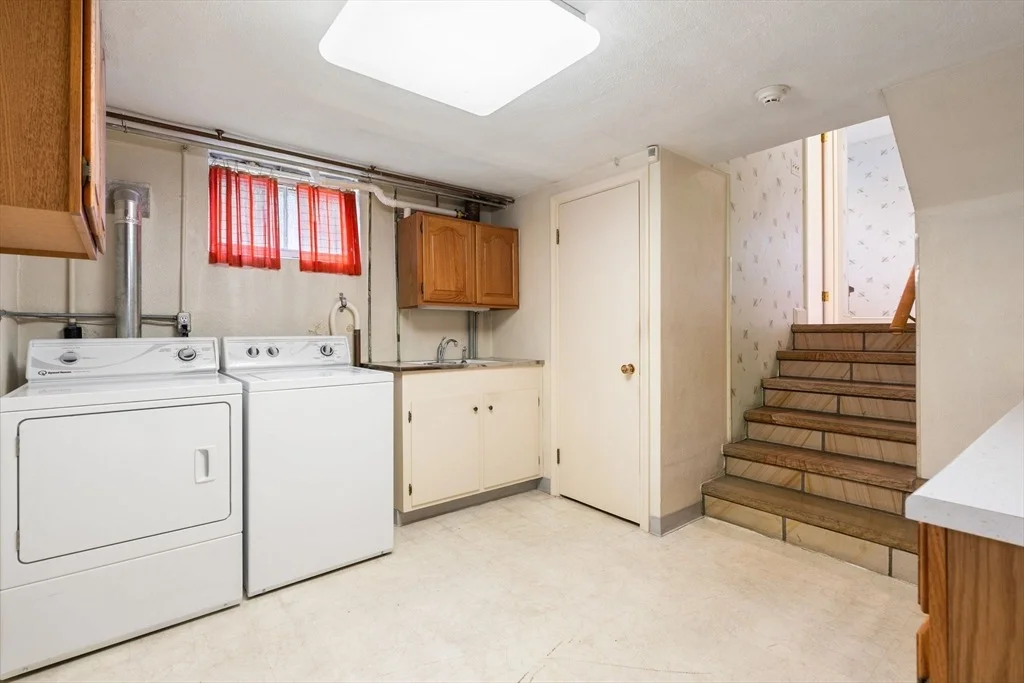 Photo of 50 Tomahawk Rd