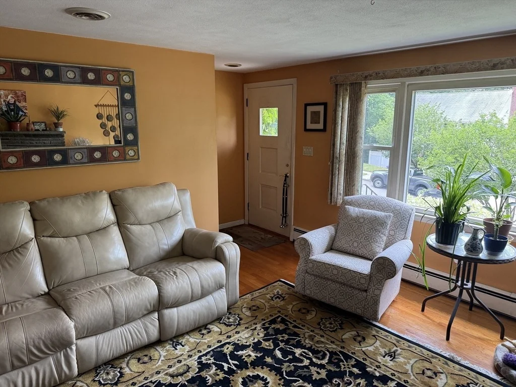 Photo of 17 Maplewood Rd