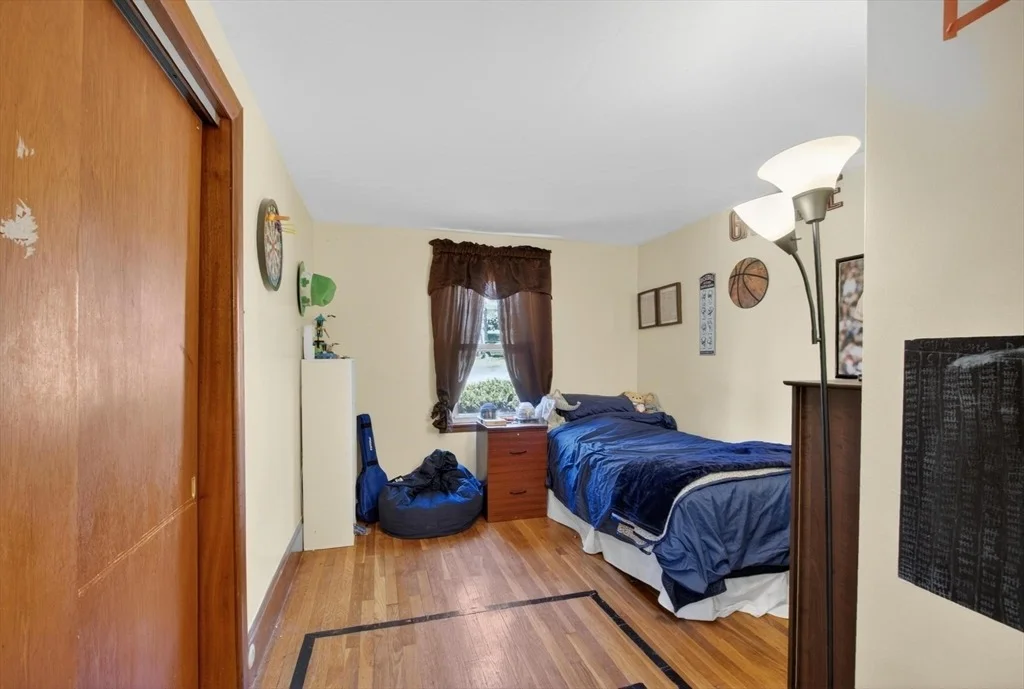Photo of 18 Hillside Dr