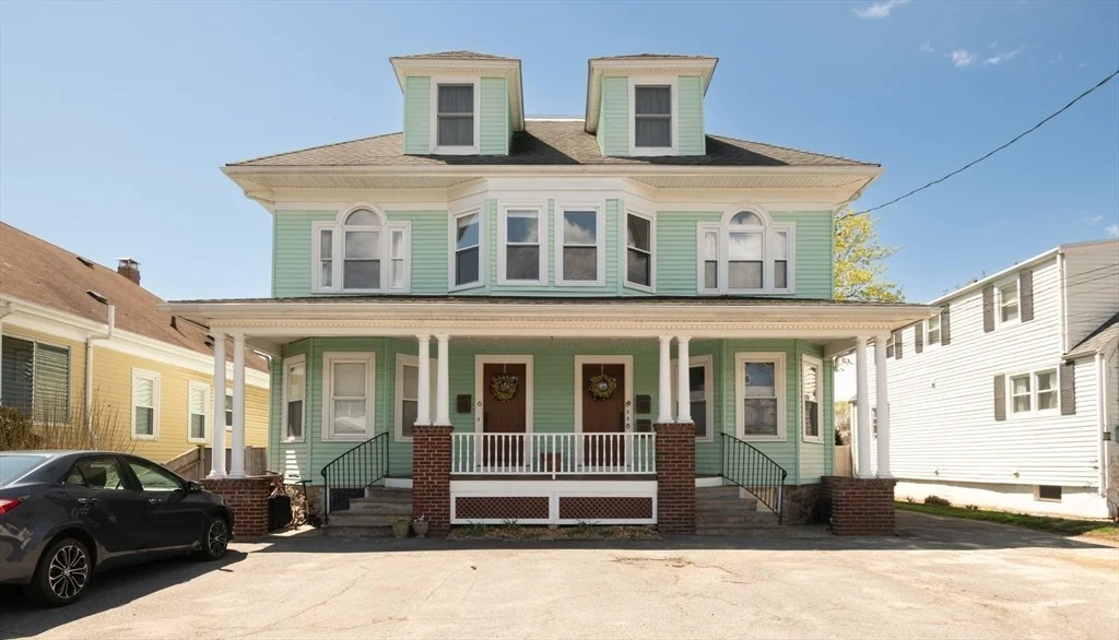 Photo of Unit 3 at 6-8 Devon Avenue