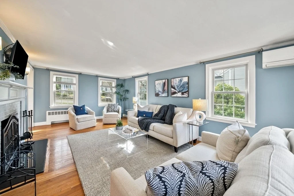 Photo of 166 Hillcrest Road