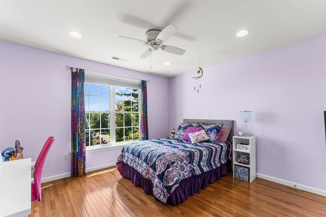 Photo of 32 Howarth Dr