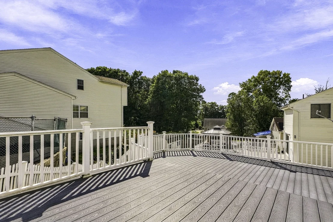 Photo of 102 Sunderland Rd