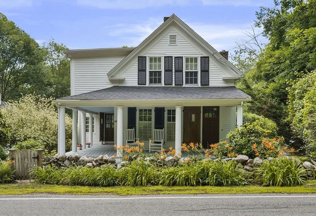 Photo of 807 Summer St