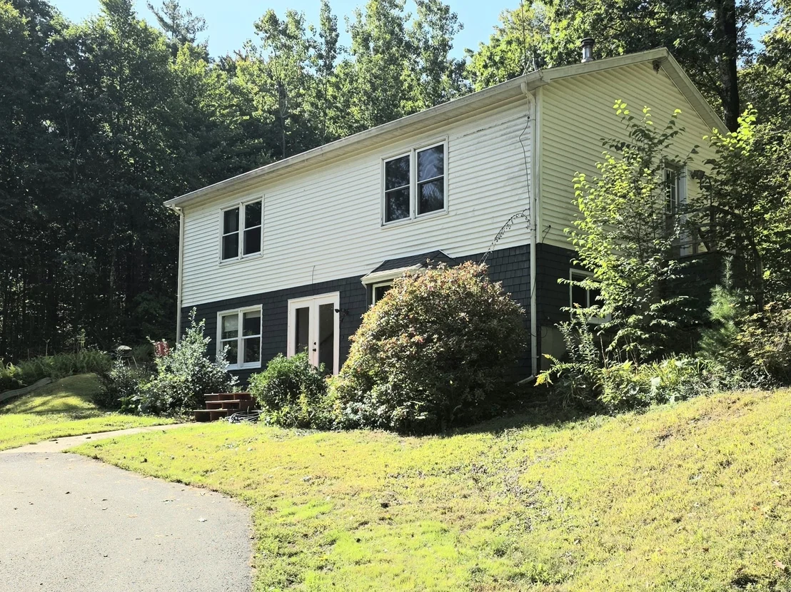 Photo of 97 Orange Rd