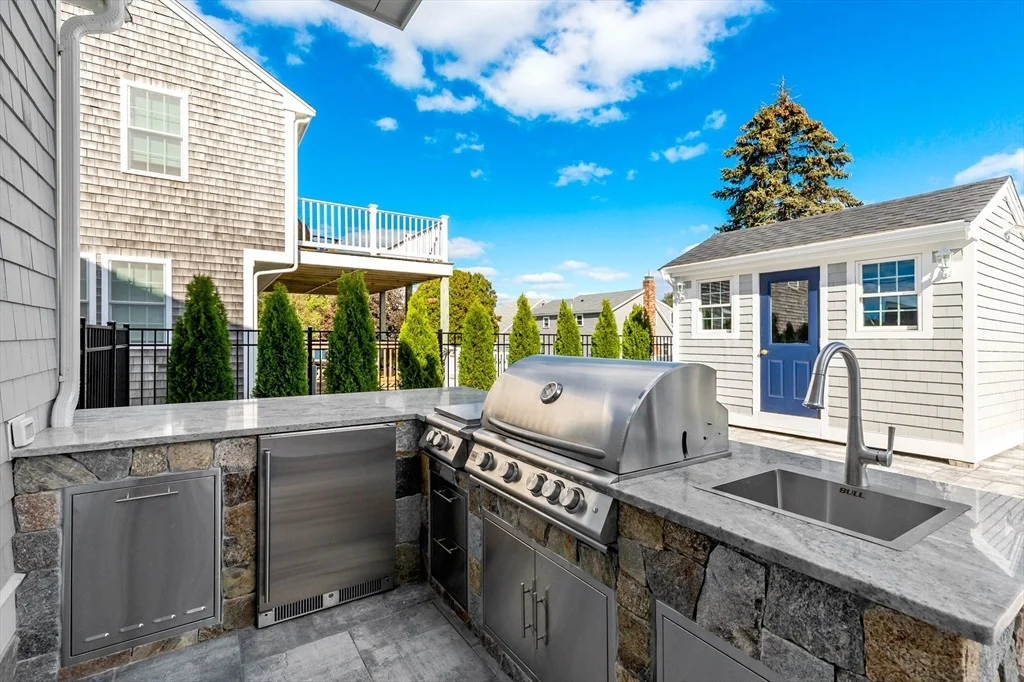Photo of 59 Tupper Ave