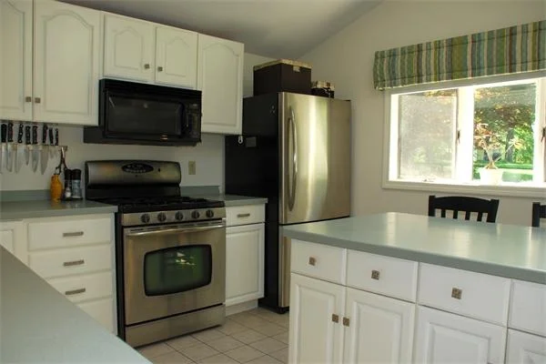 Photo of 31 Catherine Dr