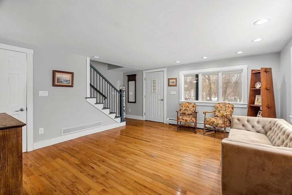Photo of 30 Bear Hill Road