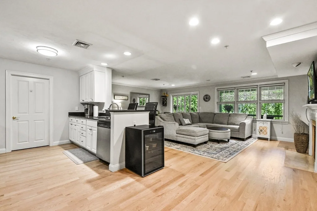 Photo of Unit C at 29 Maple Street