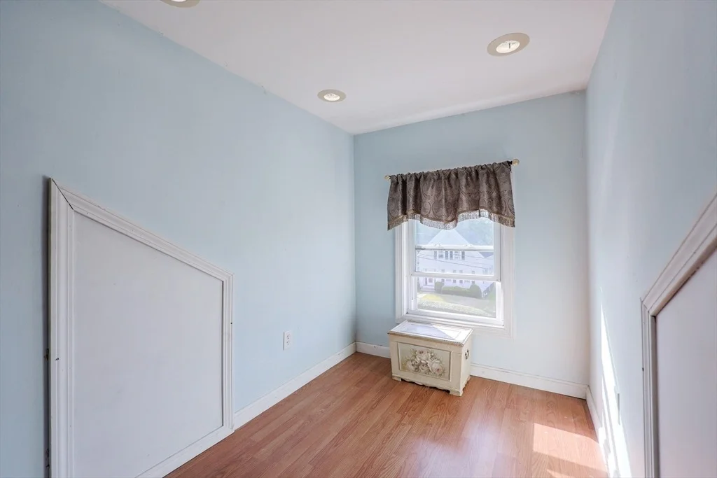Photo of 403 Main St