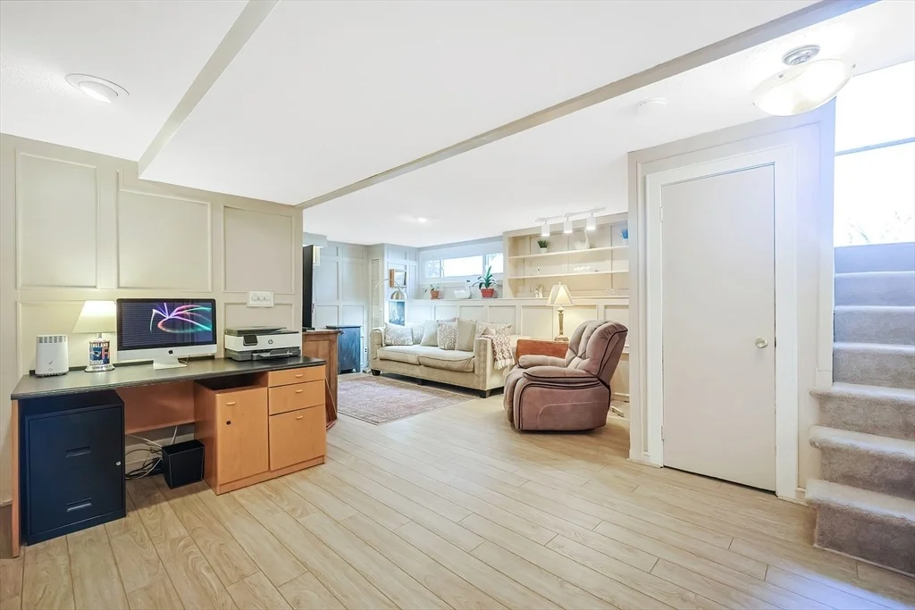 Photo of 33 Debra Lane
