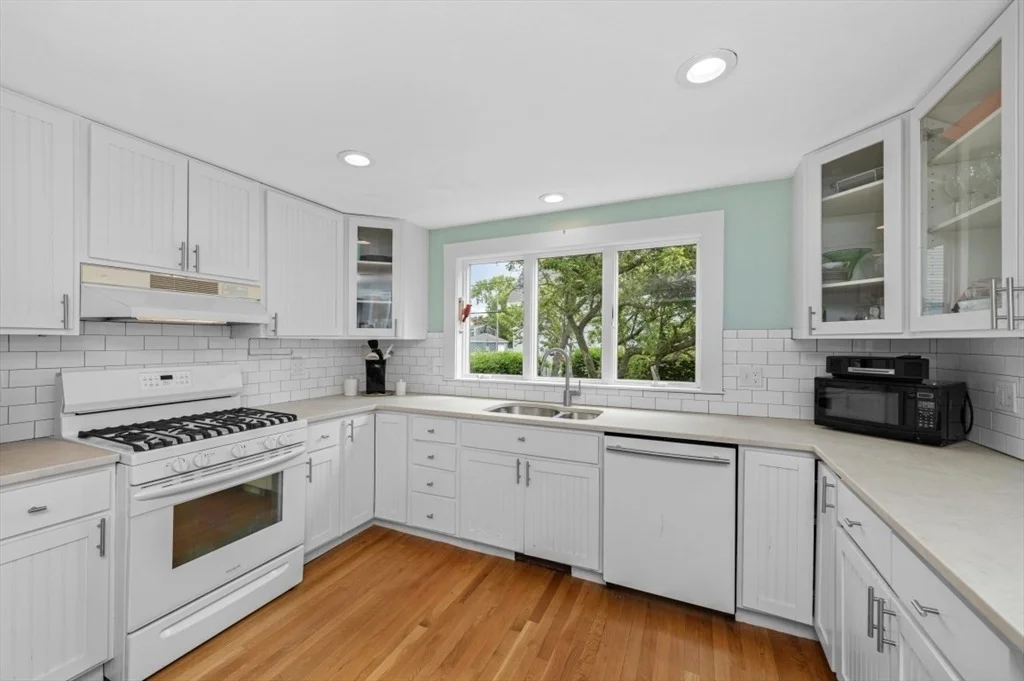 Photo of 10 Perkins Rd
