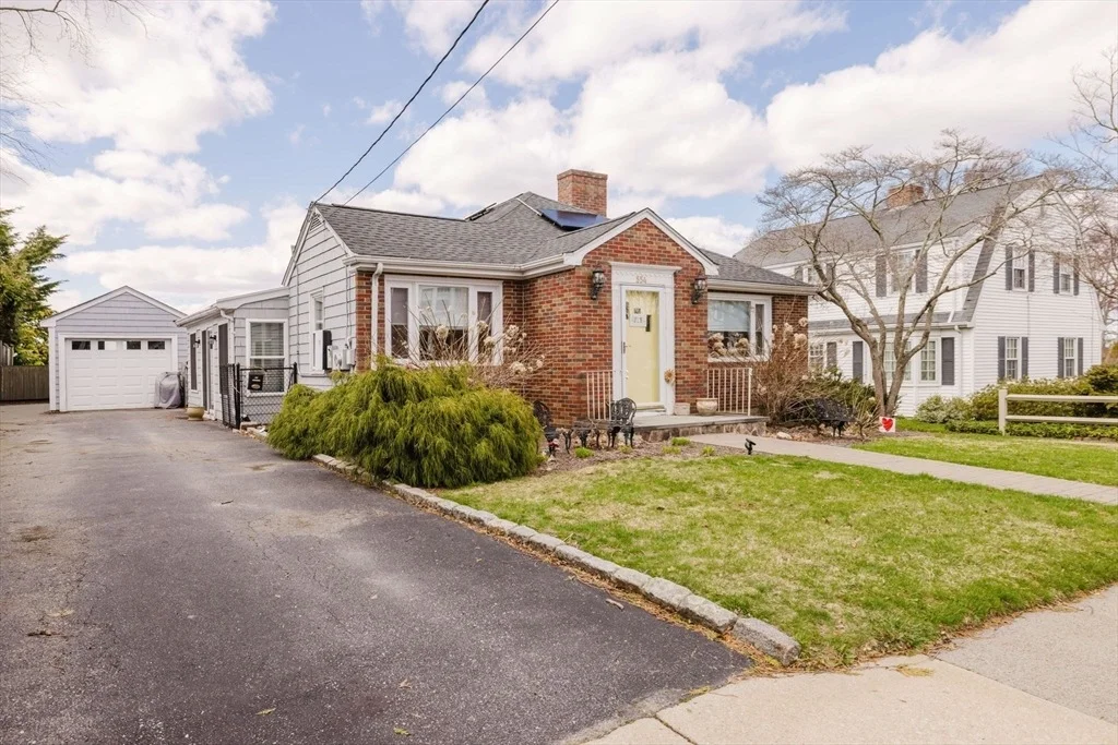 Photo of 554 Madison Street